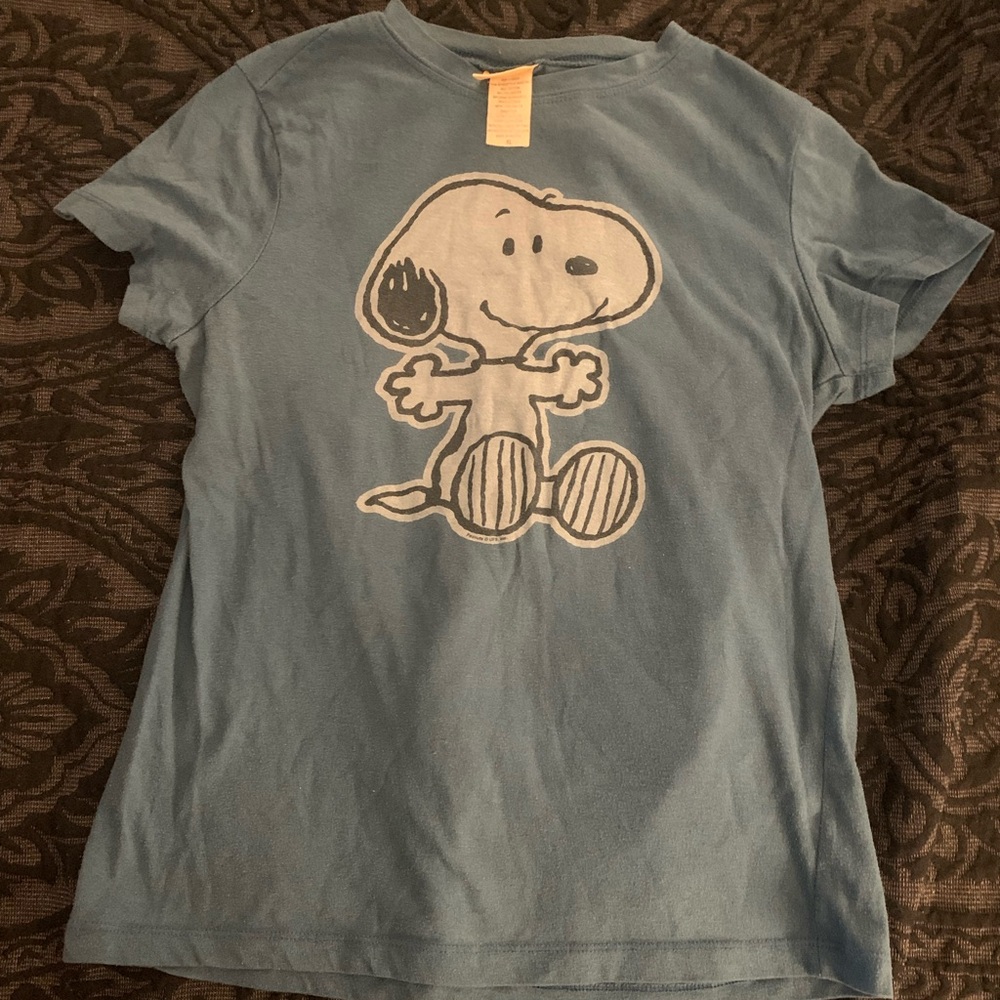 Peanuts brand snoopy T-shirt. Girls XL or women’s XS